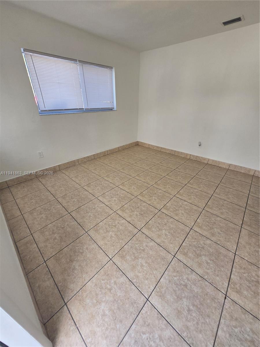 CRAVATTS ALLAPATTAH HOMES - Residential Lease