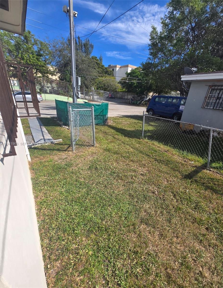 CRAVATTS ALLAPATTAH HOMES - Residential Lease