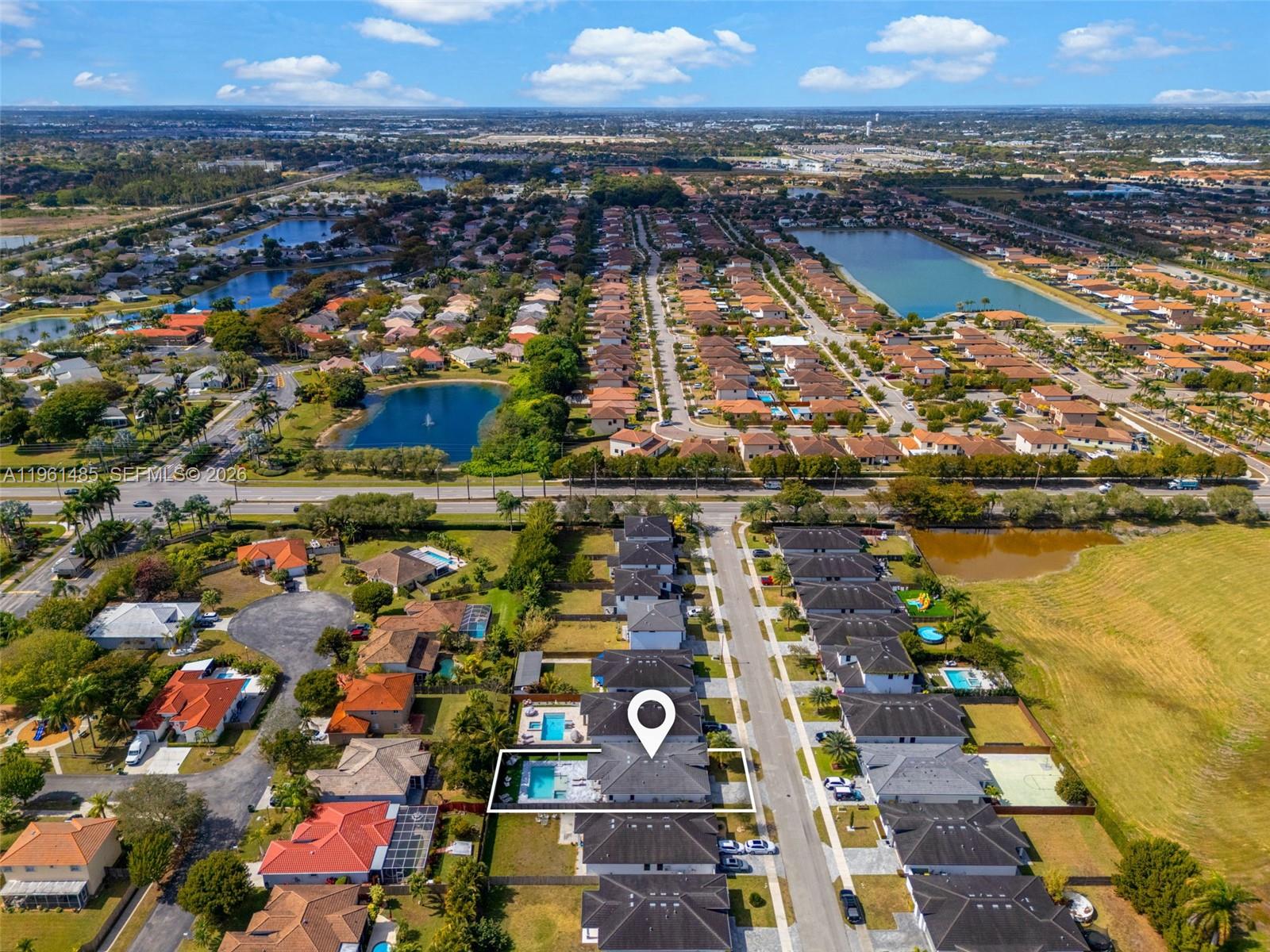 PALM RIDGE GARDENS - Residential