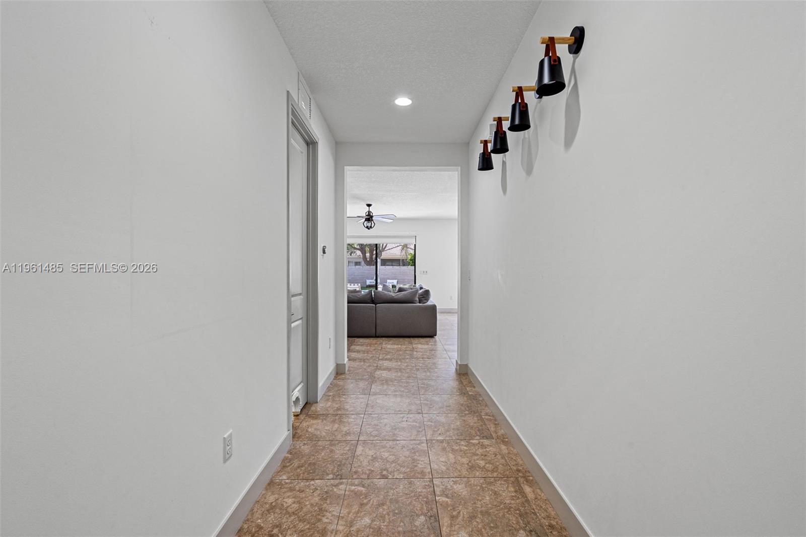 PALM RIDGE GARDENS - Residential