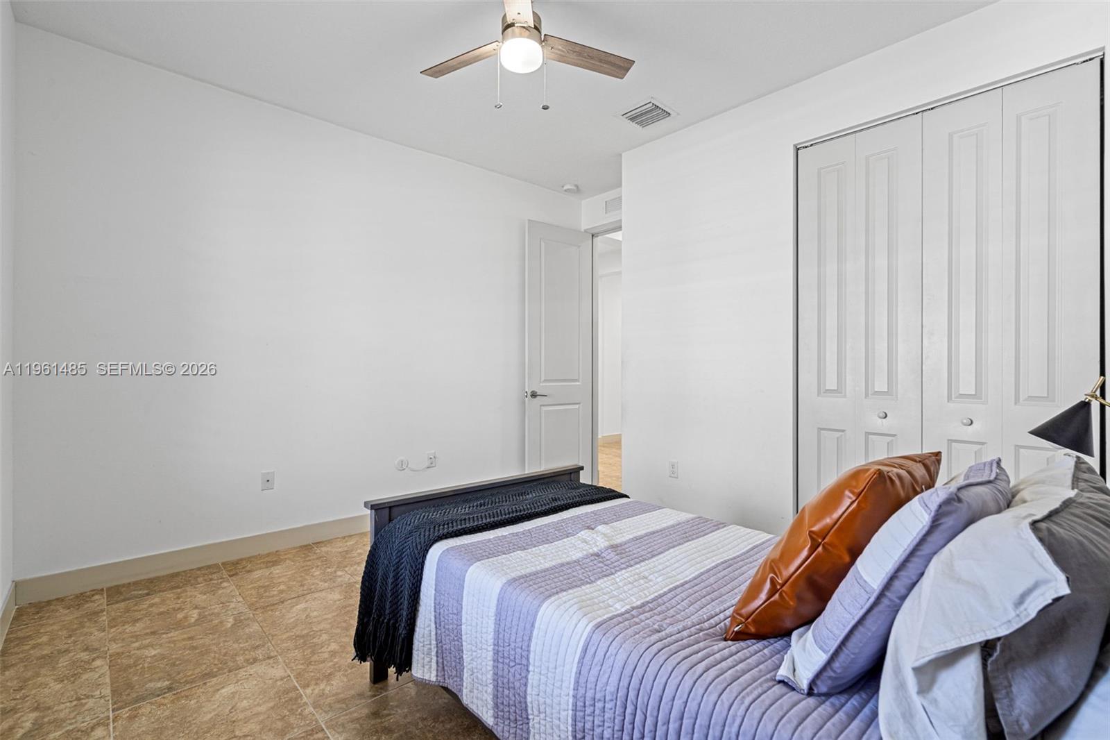 PALM RIDGE GARDENS - Residential