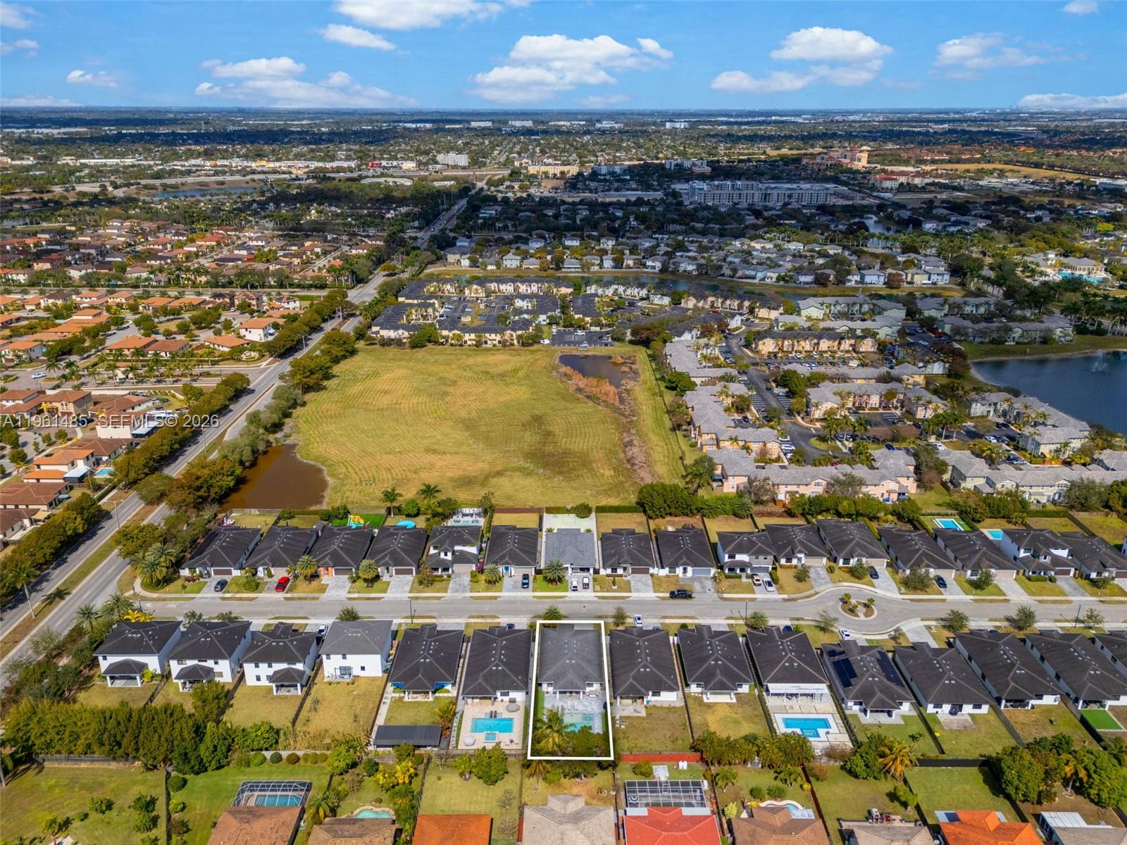 PALM RIDGE GARDENS - Residential
