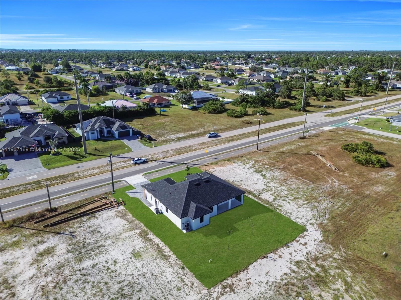 CAPE CORAL - Residential