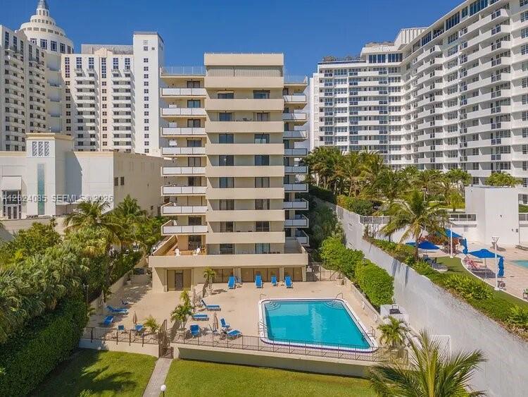THE GEORGIAN CONDO - Residential Lease