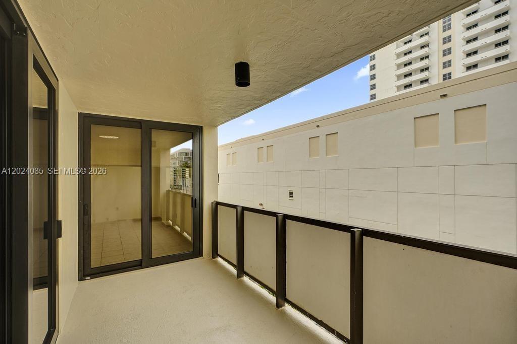 THE GEORGIAN CONDO - Residential Lease
