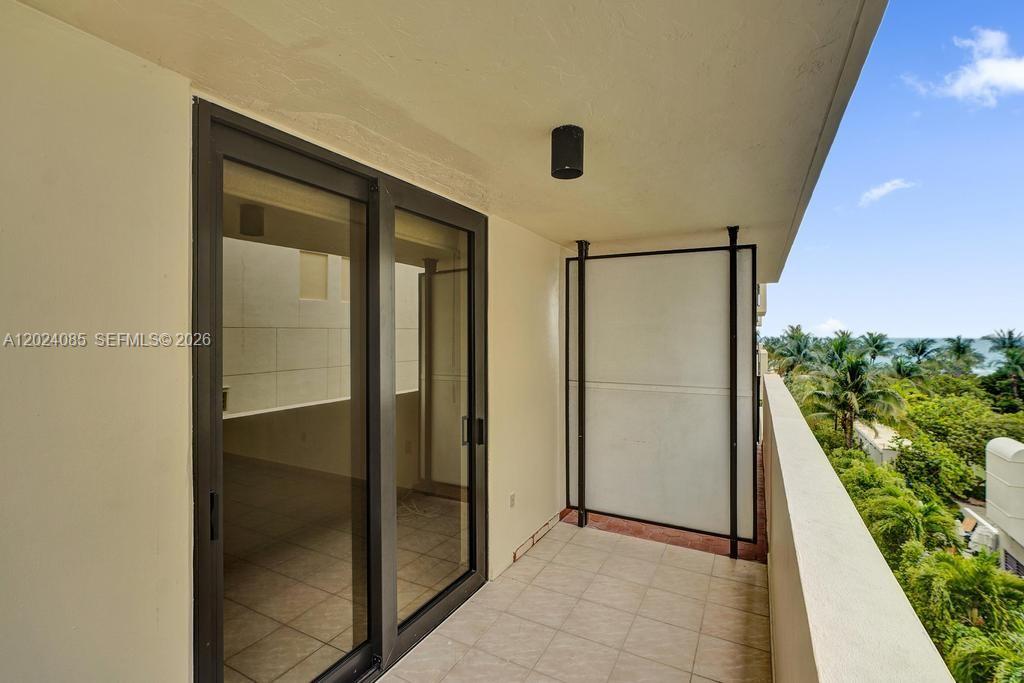THE GEORGIAN CONDO - Residential Lease