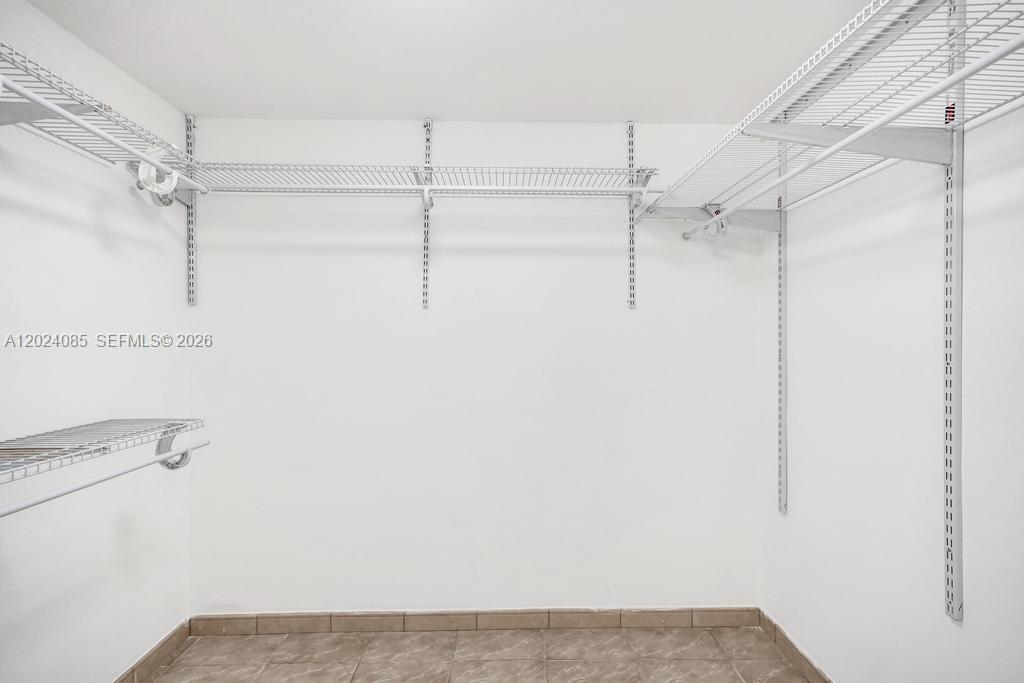 THE GEORGIAN CONDO - Residential Lease