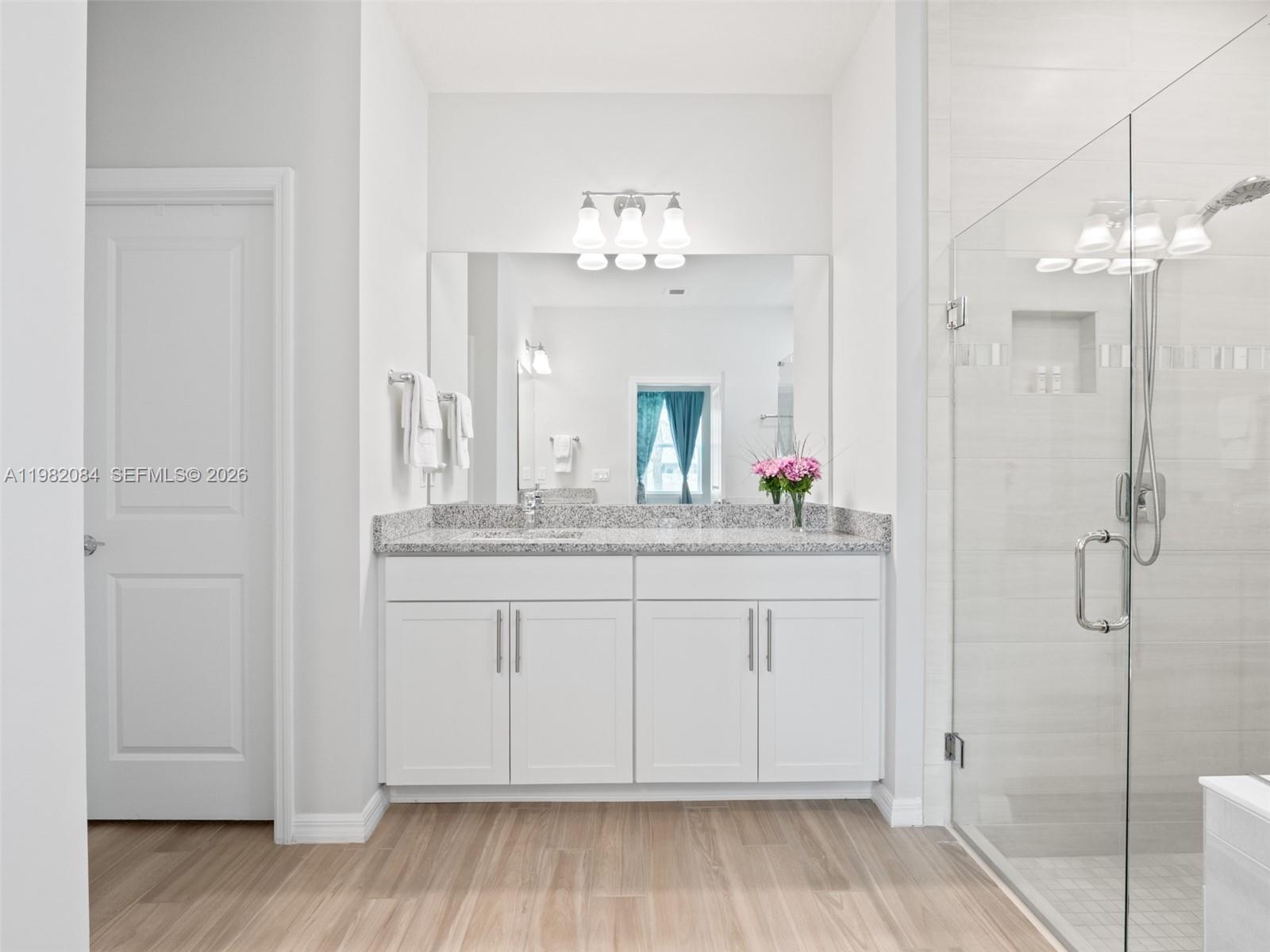 HILLCREST COUNTRY CLUB SO - Residential