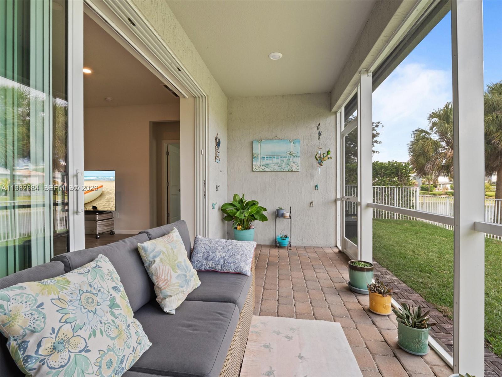 HILLCREST COUNTRY CLUB SO - Residential