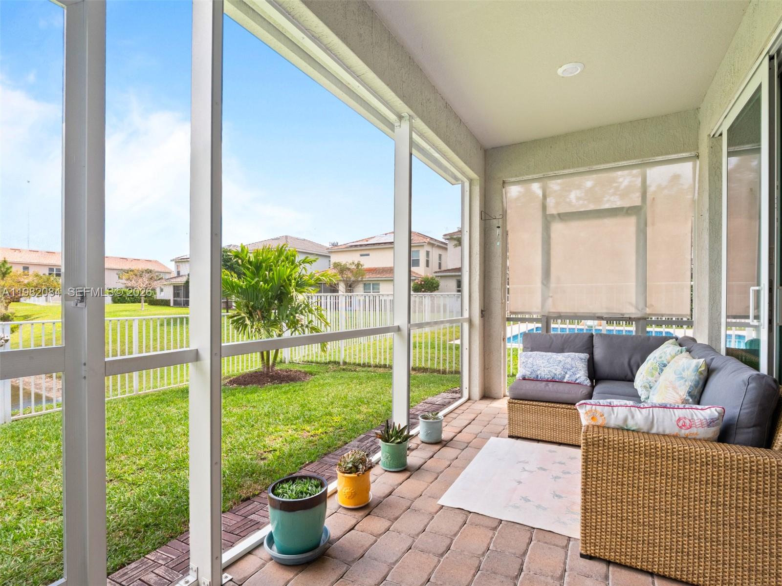 HILLCREST COUNTRY CLUB SO - Residential