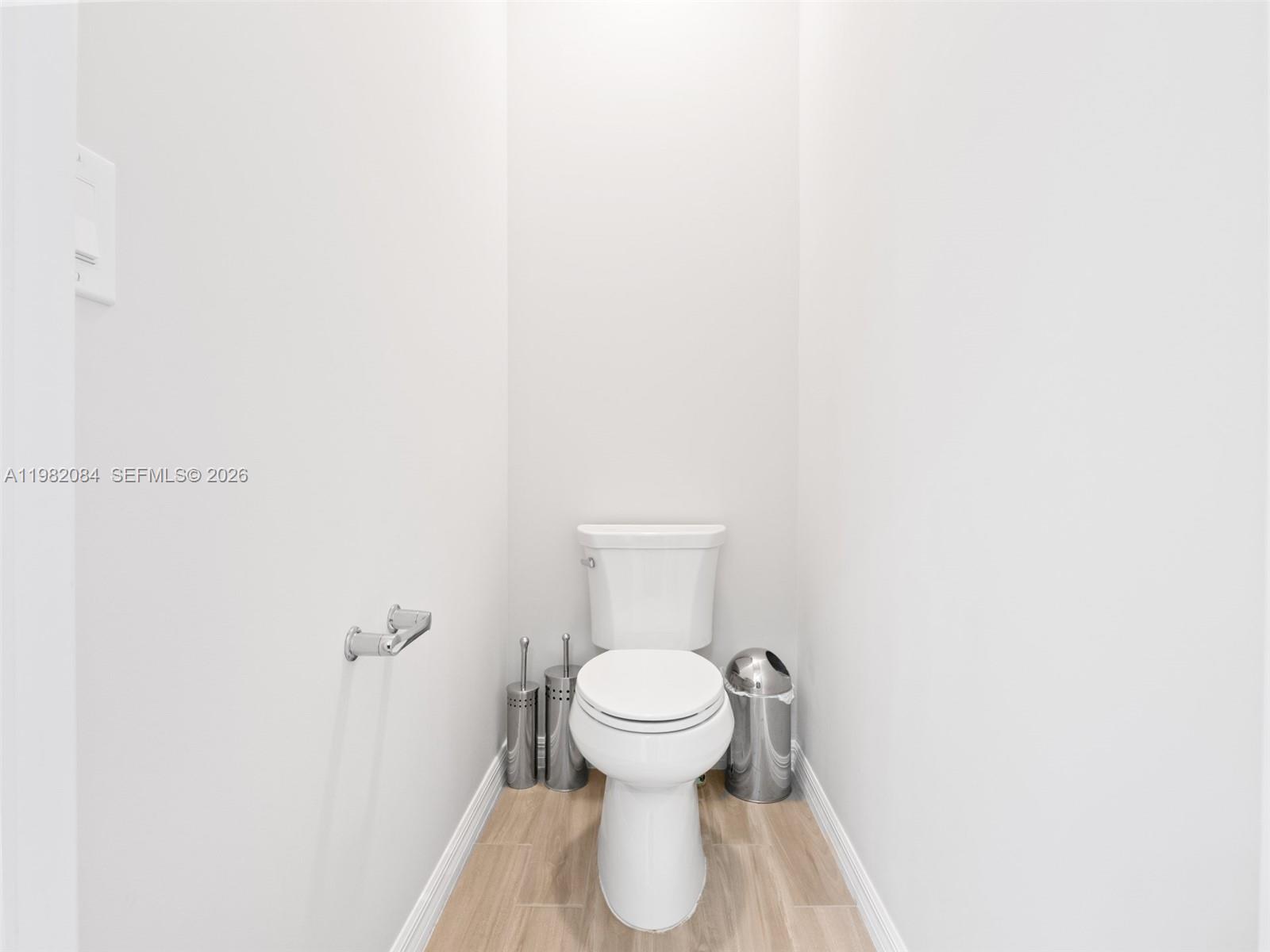 HILLCREST COUNTRY CLUB SO - Residential