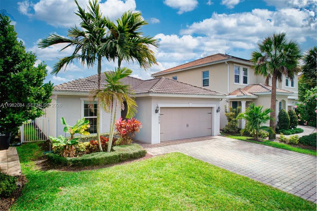 Photo of 1575 Pongam Ter, Hollywood, FL 33021 (MLS # A11982084)