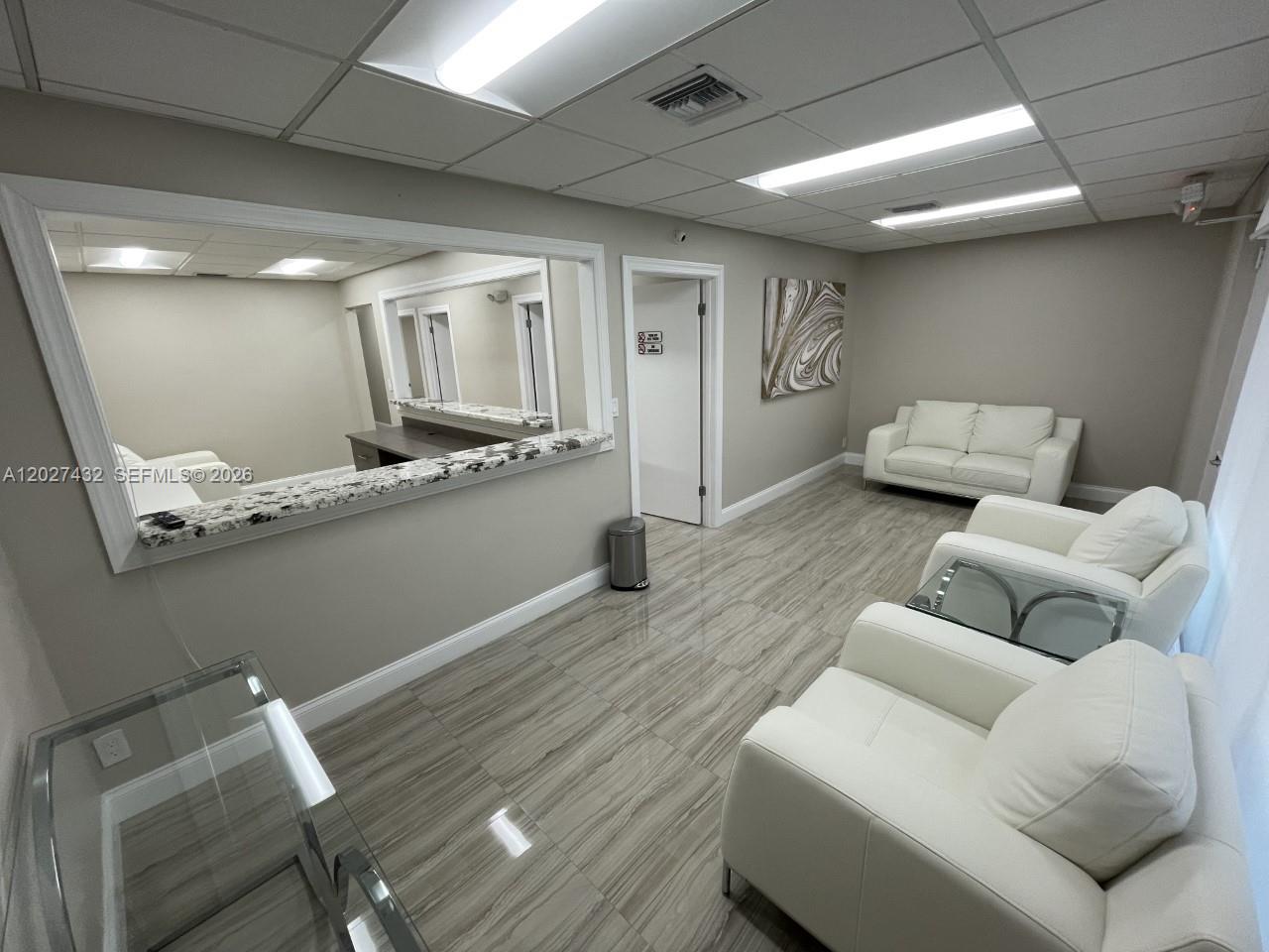 201 N University Dr 13