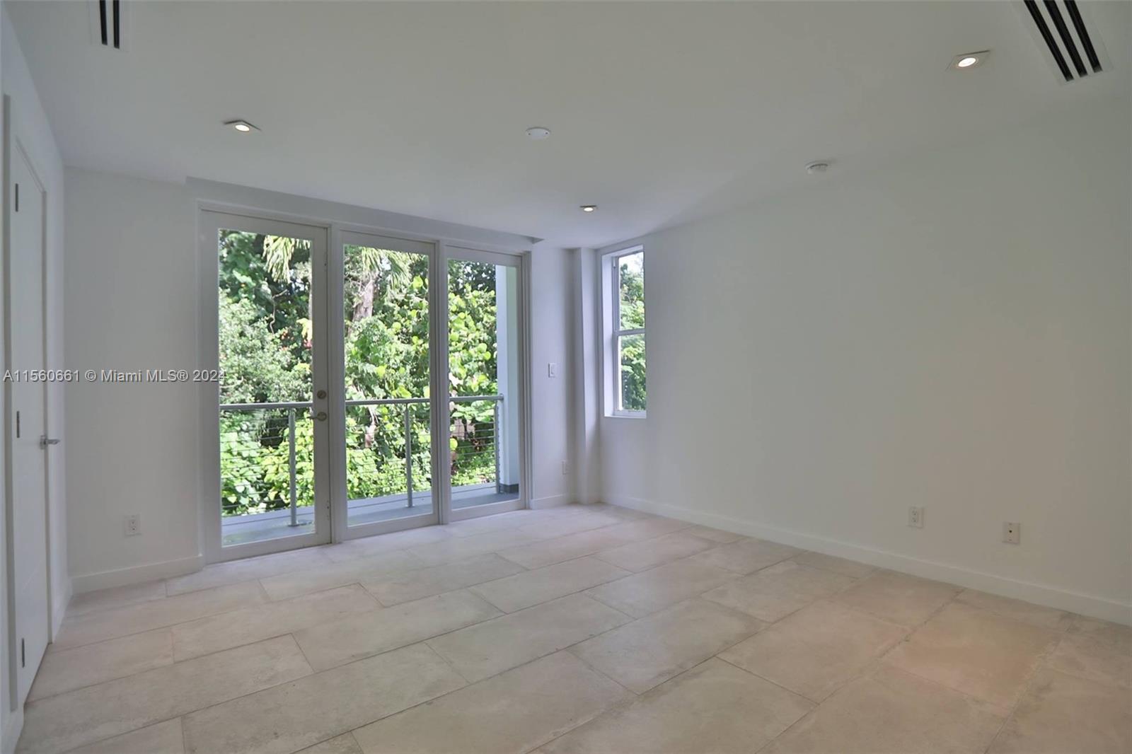 VIRGINIA VILLAS - Residential Lease