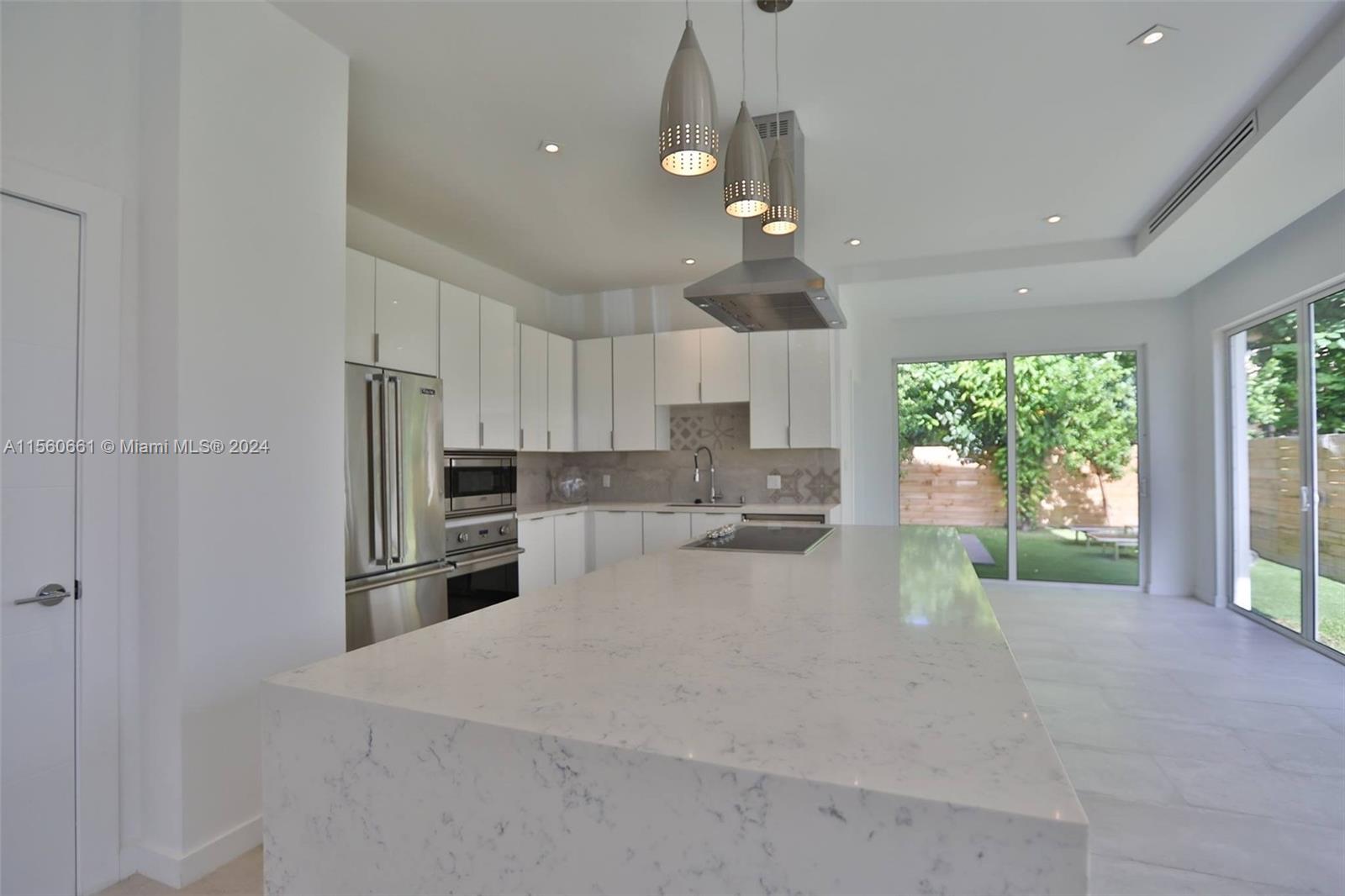 VIRGINIA VILLAS - Residential Lease