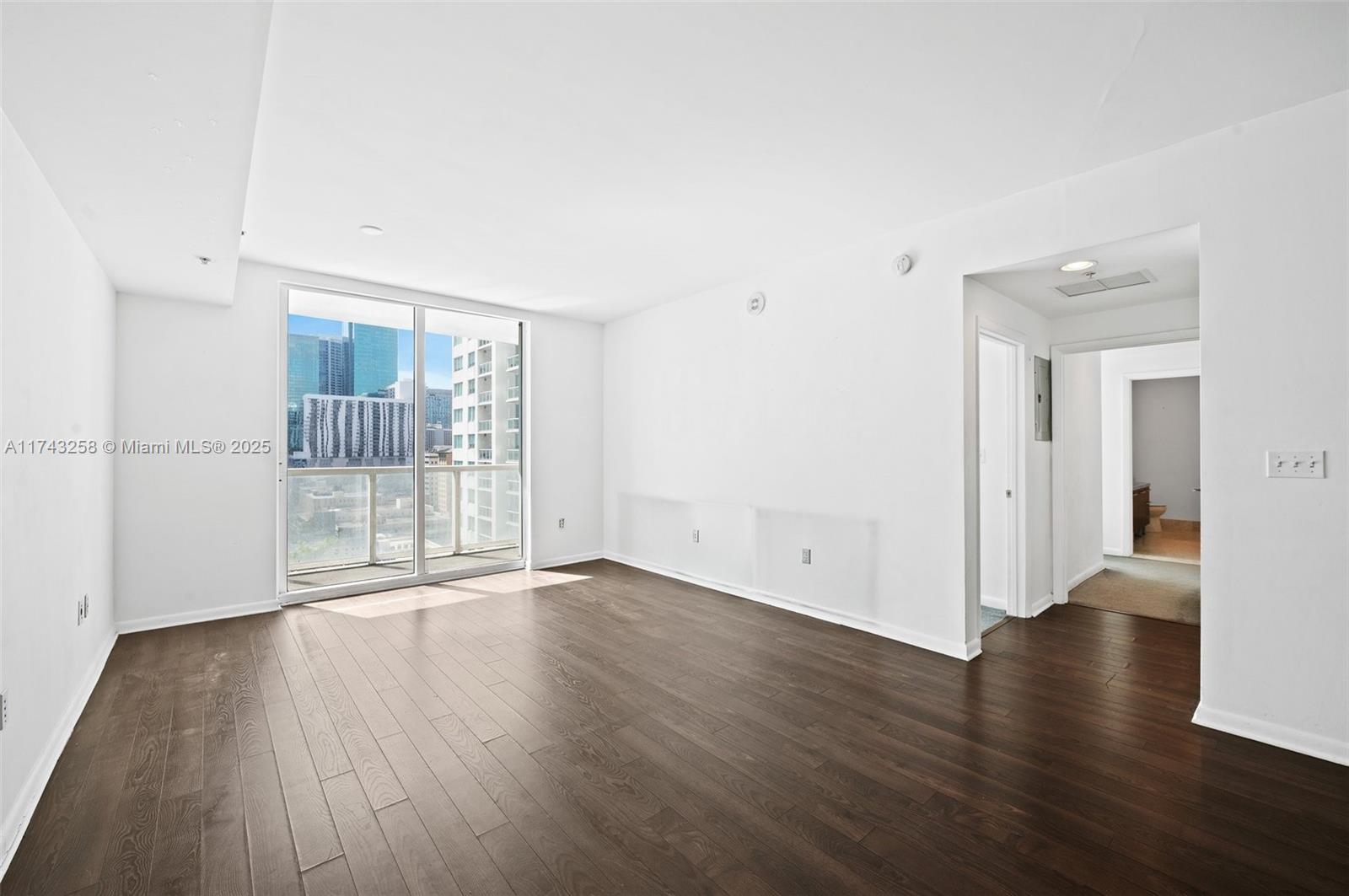 244 Biscayne Blvd 1609