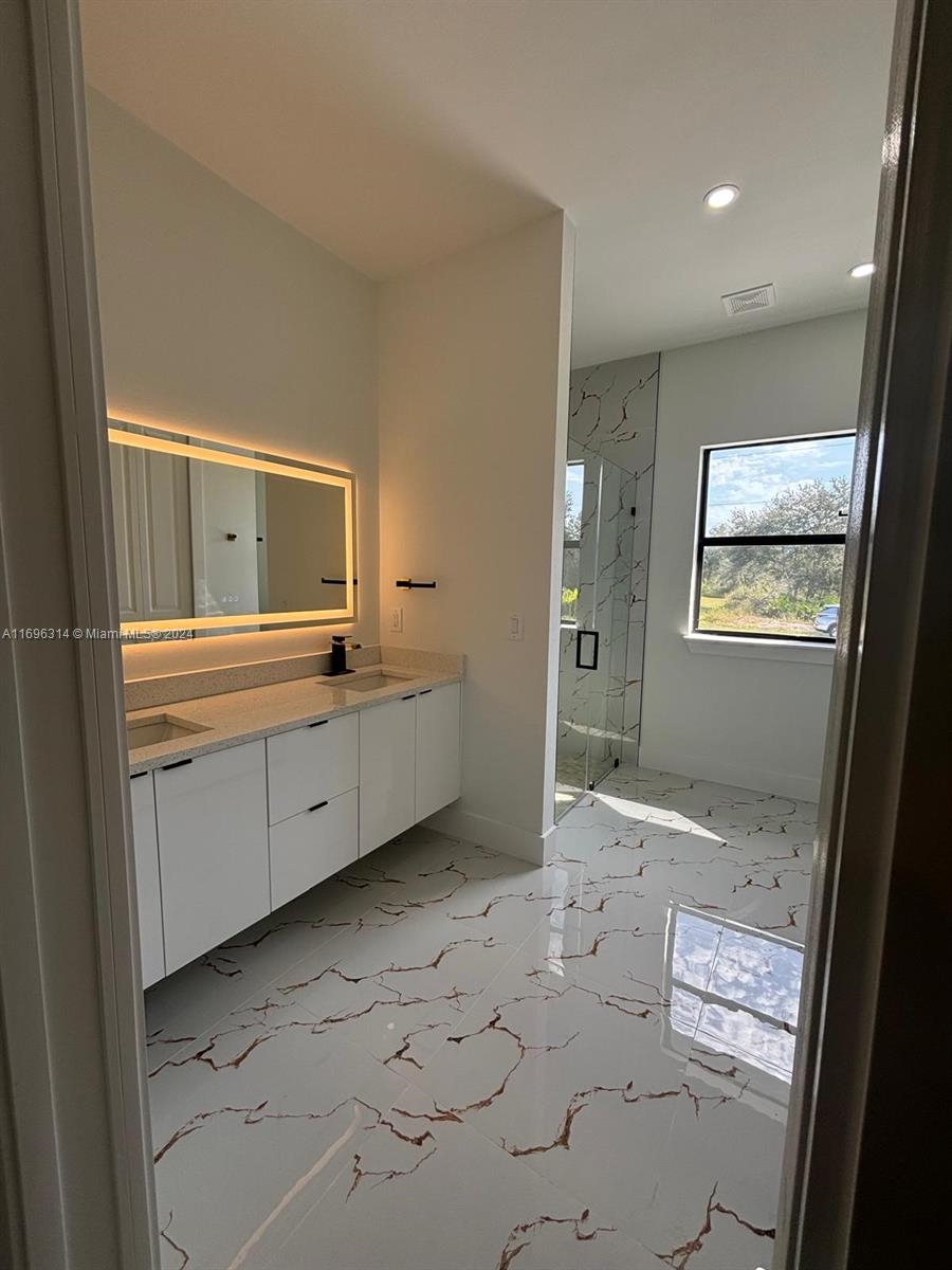 LEHIG ACRES - Residential