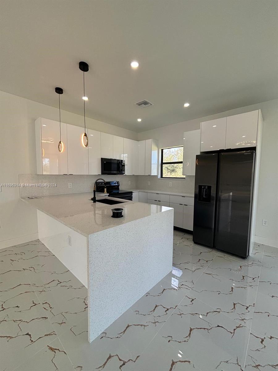 LEHIG ACRES - Residential