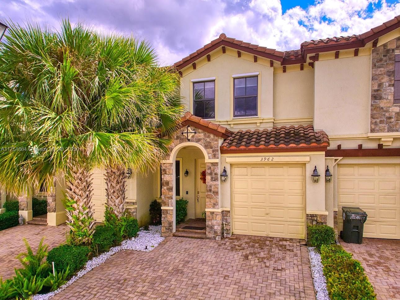 Rental Property at 3962 Devenshire Ct, Coconut Creek, Broward County, Florida - Bedrooms: 3 
Bathrooms: 3  - $3,500 MO.