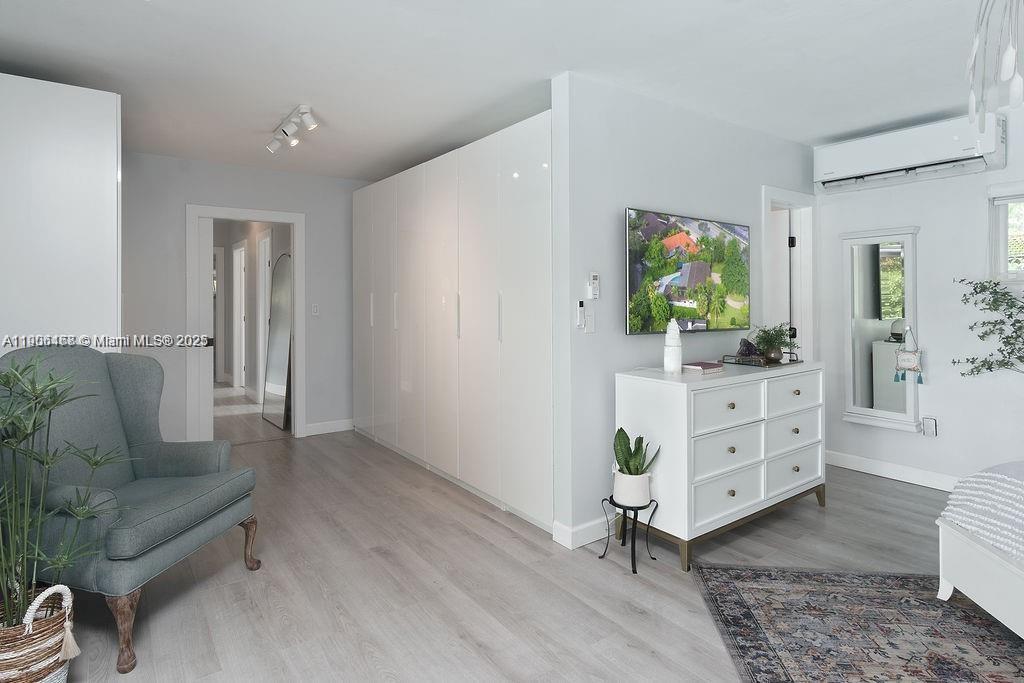 MIAMI SHORES SEC 8 REV - Residential Lease