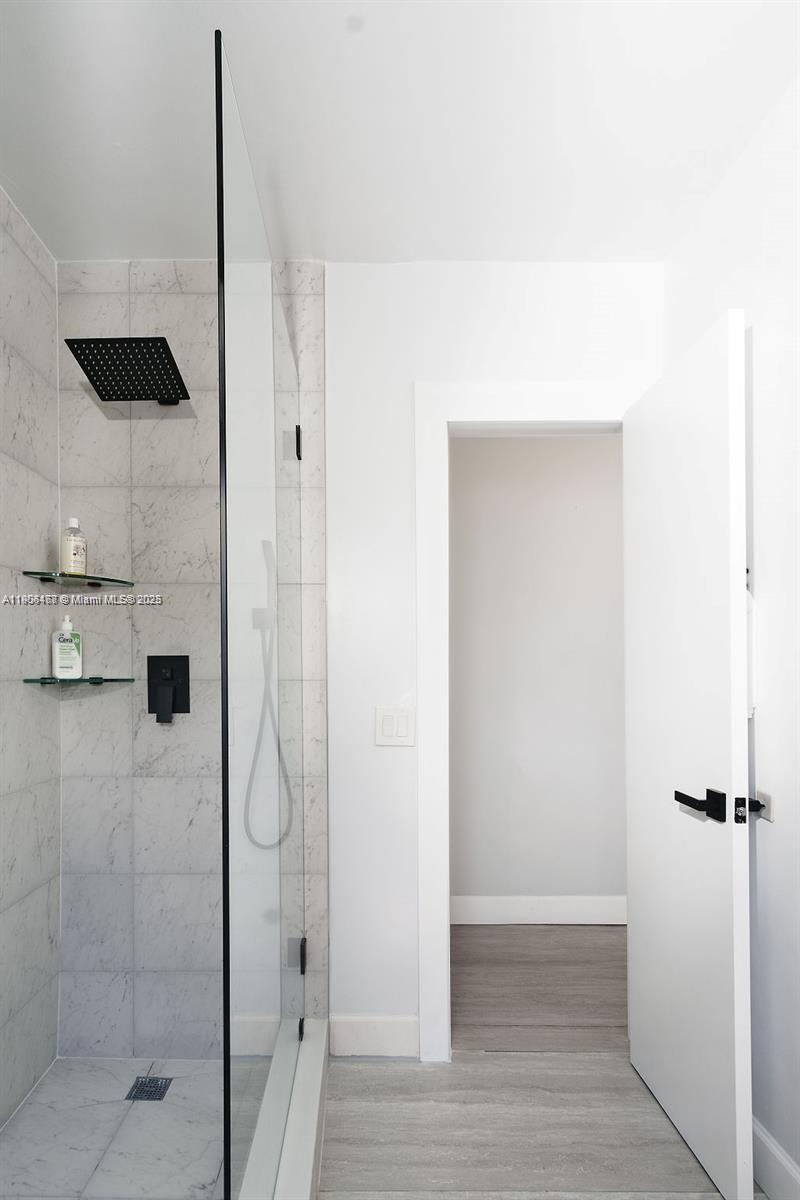 MIAMI SHORES SEC 8 REV - Residential Lease