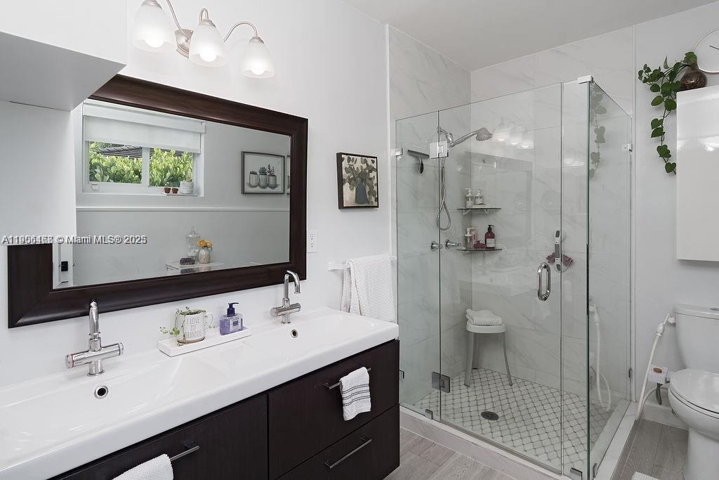 MIAMI SHORES SEC 8 REV - Residential Lease