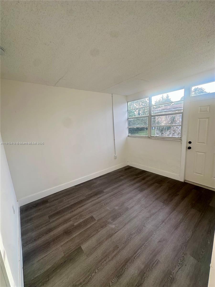 SUNRISE GOLF VILLAGE SEC - Residential