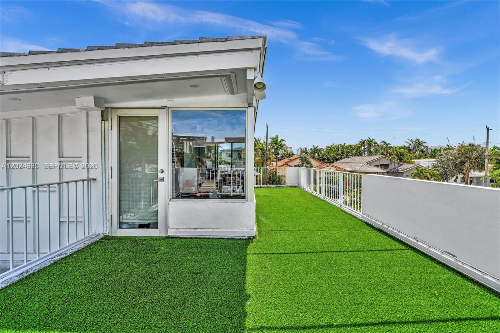ALTOS DEL MAR NO 5 - Residential Lease
