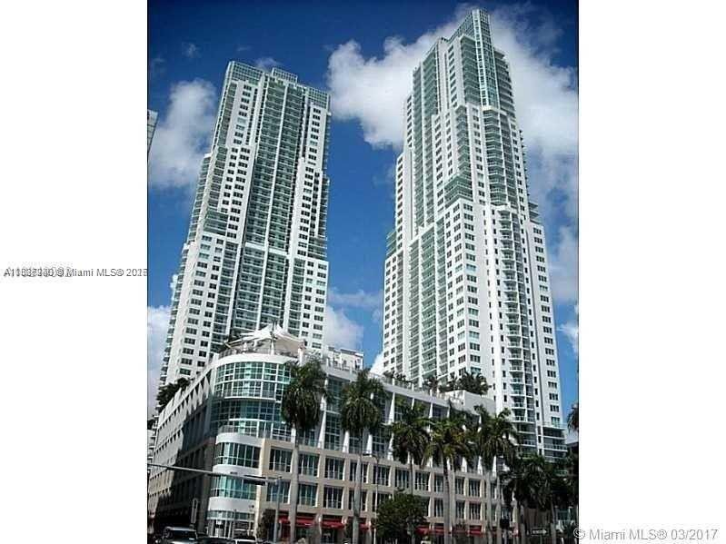 Astonishing fully furnished 3 bedrooms with fabulous bay view located at heart of Downtown Miami. Washer and dryer in unit, 2 balconies, open kitchen with granite countertops, stainless steel appliances, California closets.high end luxury building, 3 beautiful pools, health spa, 24 hr security, elegant lobby, valet and concierge. right across the street from American Arlines Arena and Bay Side. Don't miss this great opportunity to live in a luxury condo. Tenant pays $50 for screening and processing fee