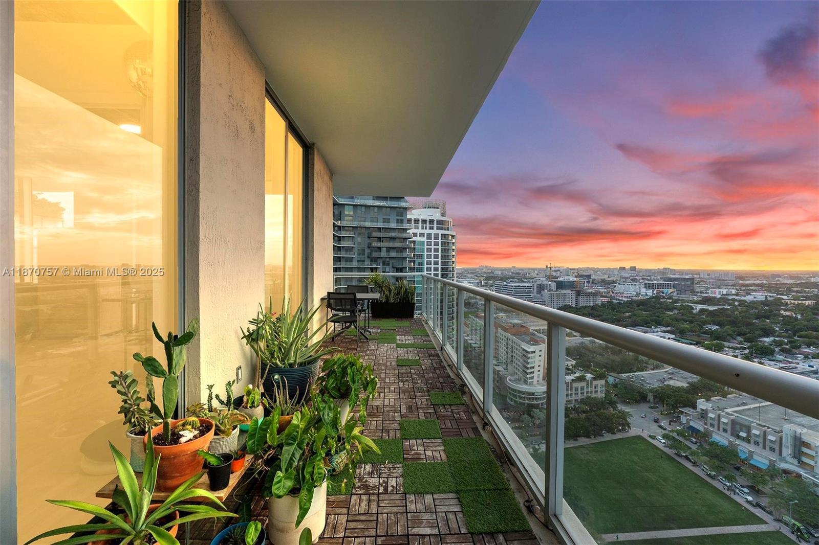 3470 E Coast Ave H2705