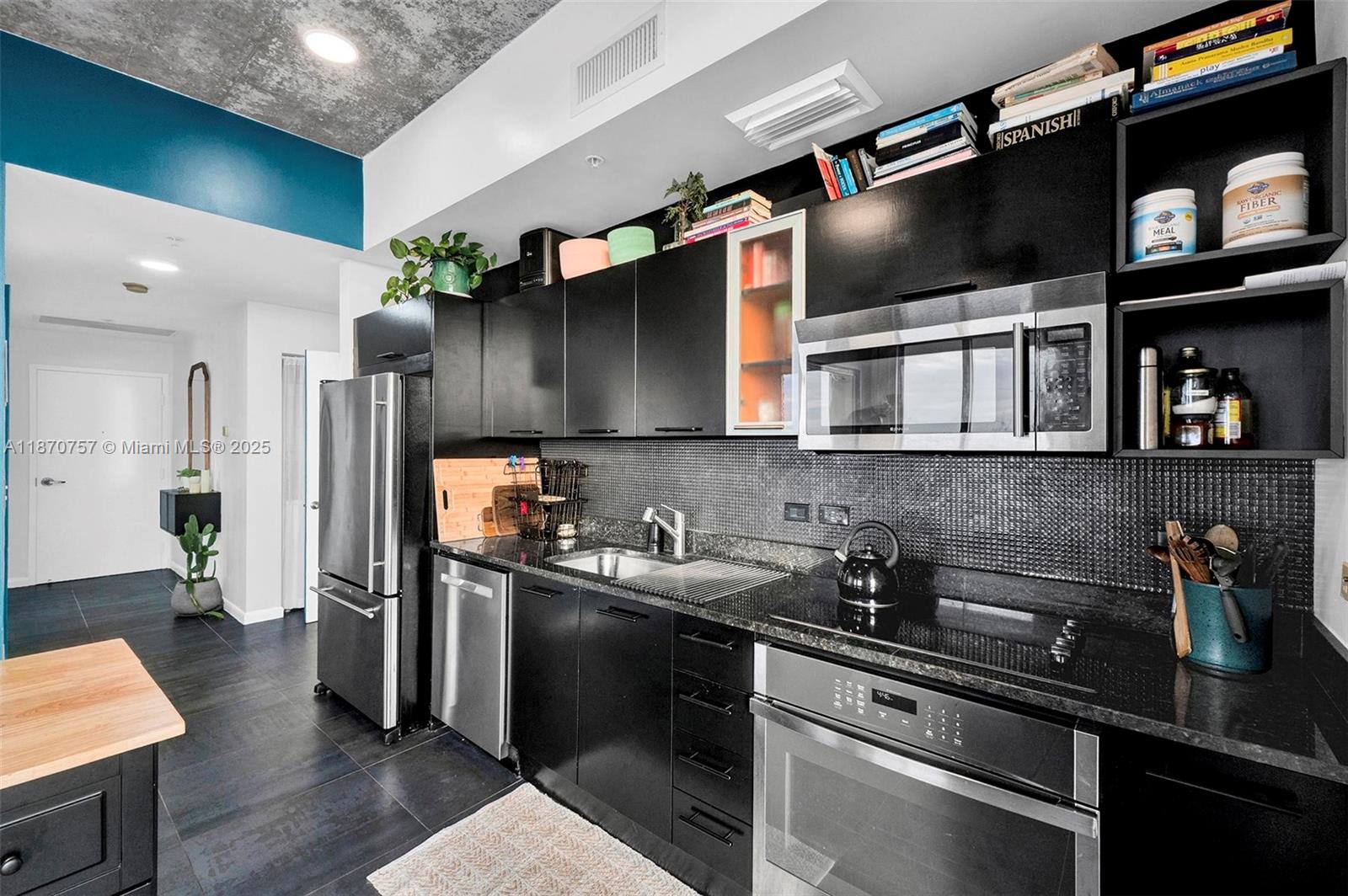 3470 E Coast Ave H2705