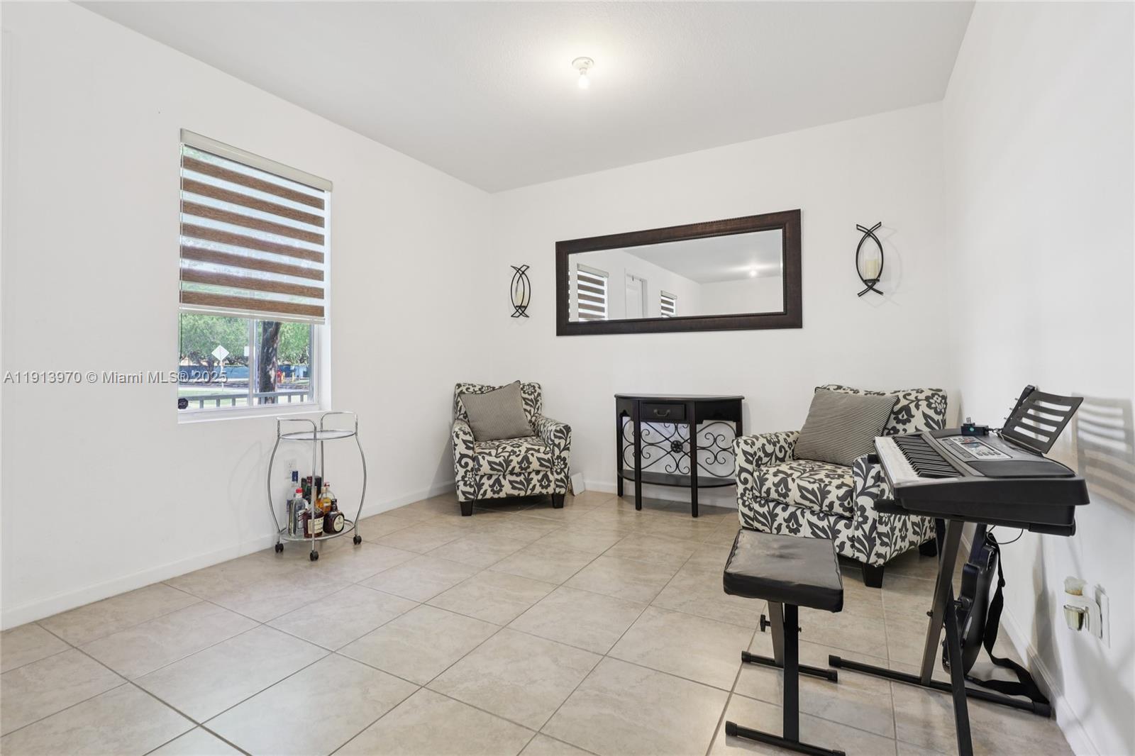 SUMMERVILLE SUB - Residential Lease