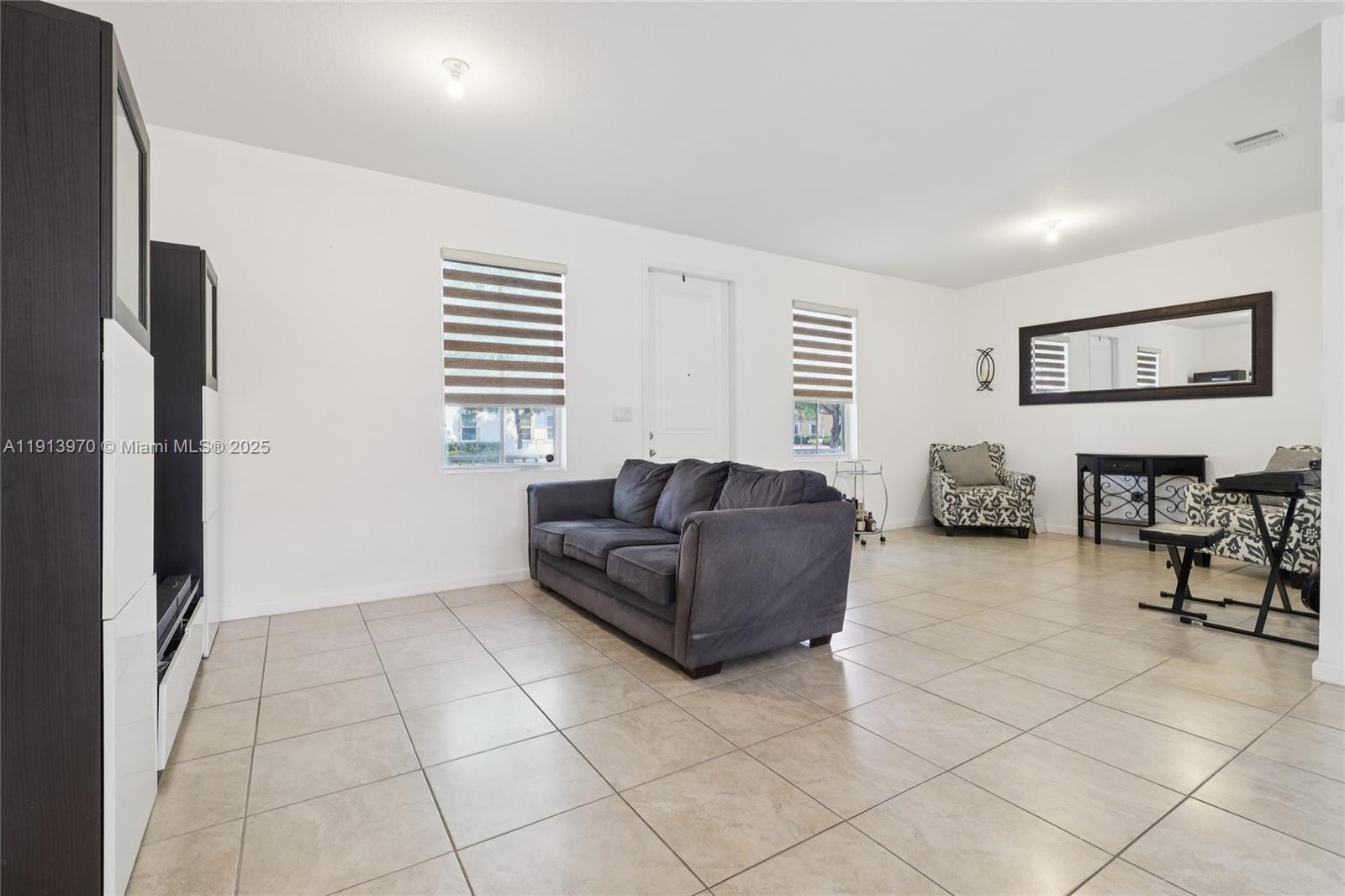 SUMMERVILLE SUB - Residential Lease