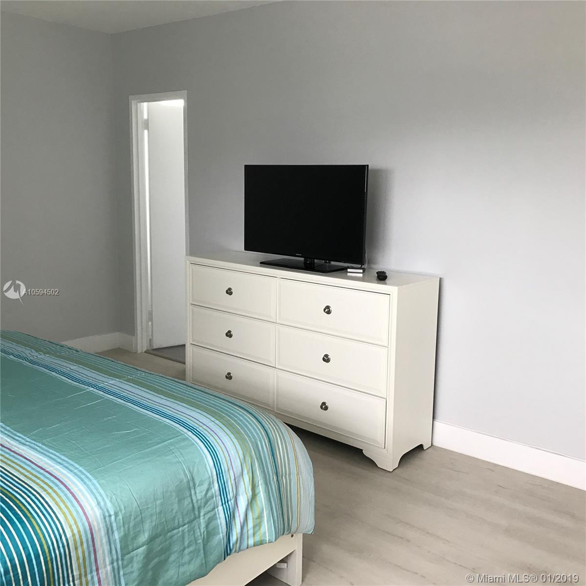 TIDES ON HOLLYWOOD BEACH - Residential Lease