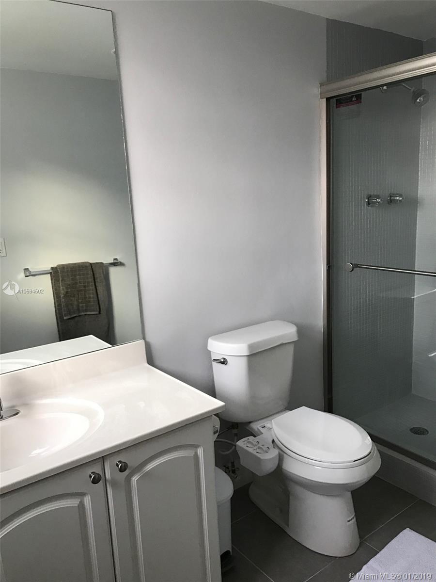 TIDES ON HOLLYWOOD BEACH - Residential Lease