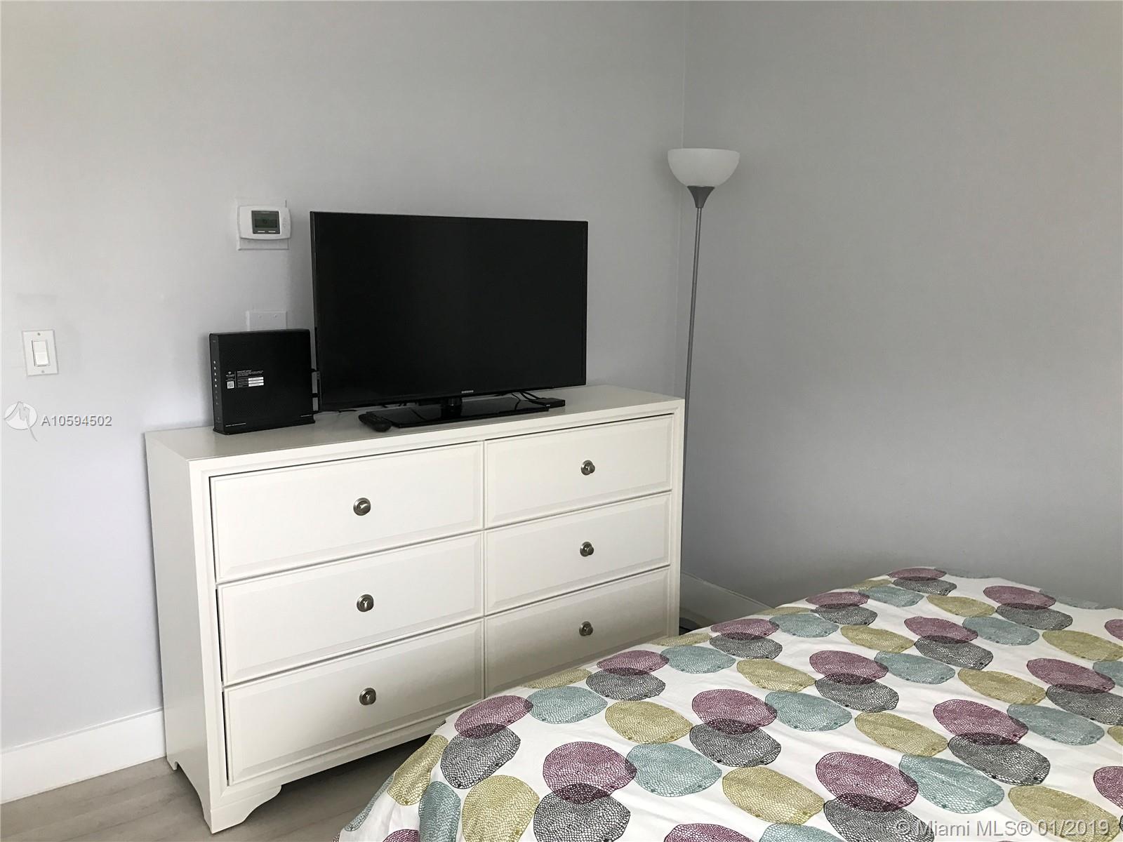 TIDES ON HOLLYWOOD BEACH - Residential Lease