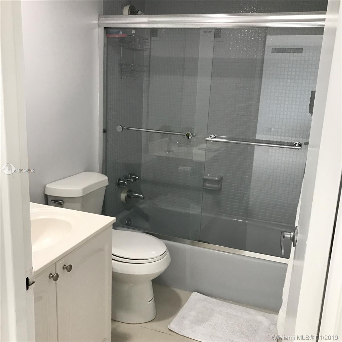 TIDES ON HOLLYWOOD BEACH - Residential Lease