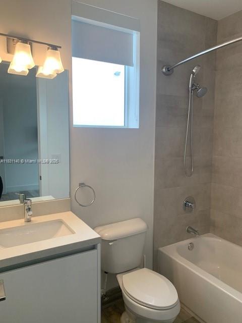 DORAL COMMONS RESIDENTIAL - Residential Lease