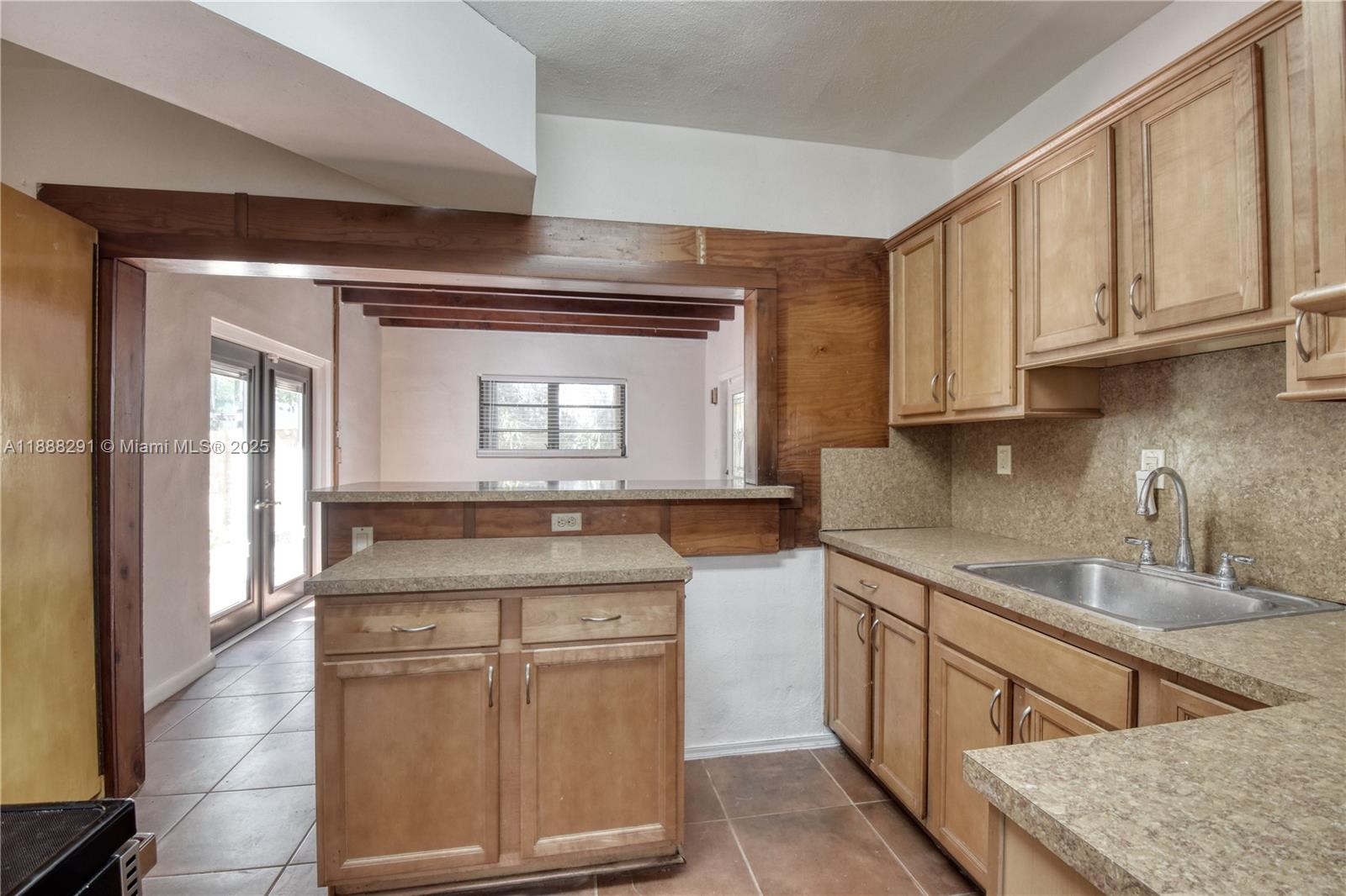 OAK RIDGE PARK - Residential Lease
