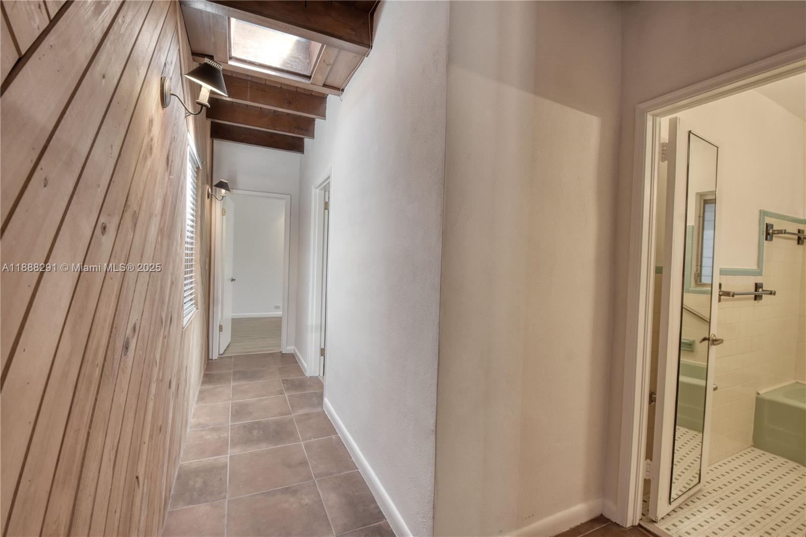 OAK RIDGE PARK - Residential Lease