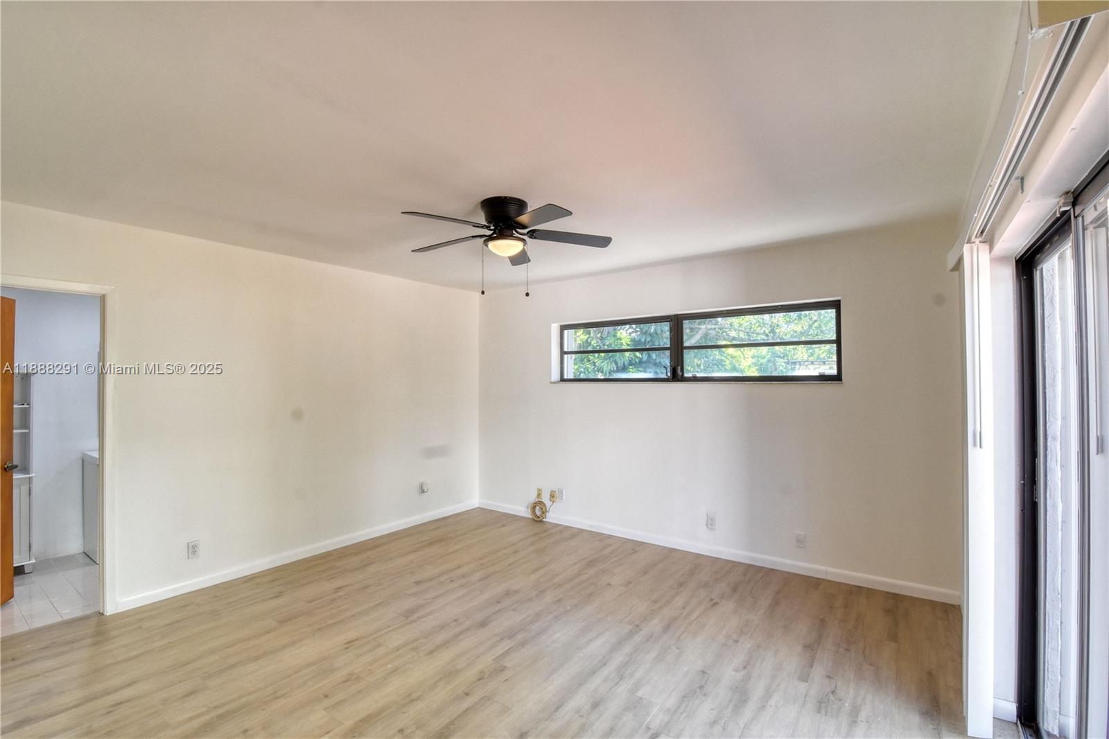 OAK RIDGE PARK - Residential Lease