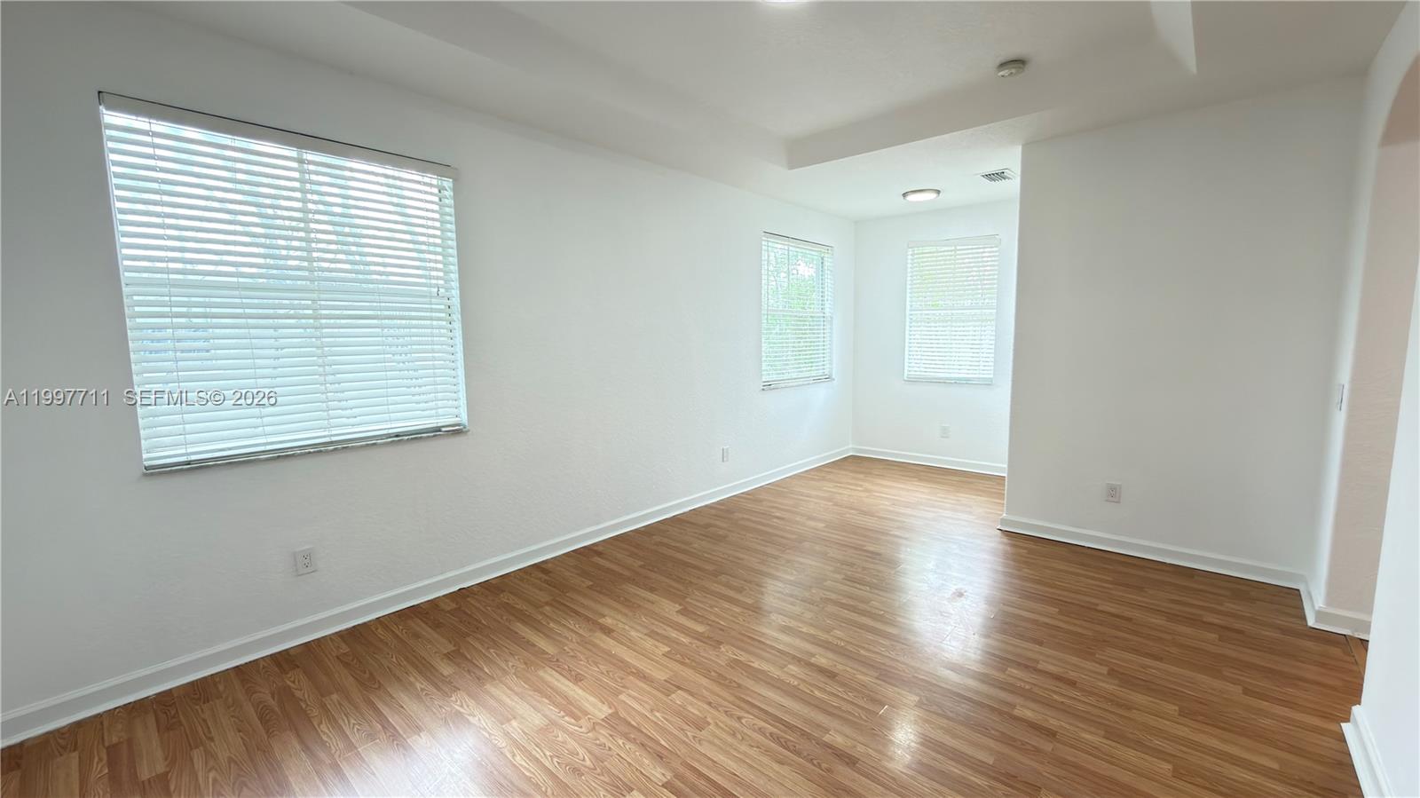 SHOMA VILLAS III AT ROYAL - Residential