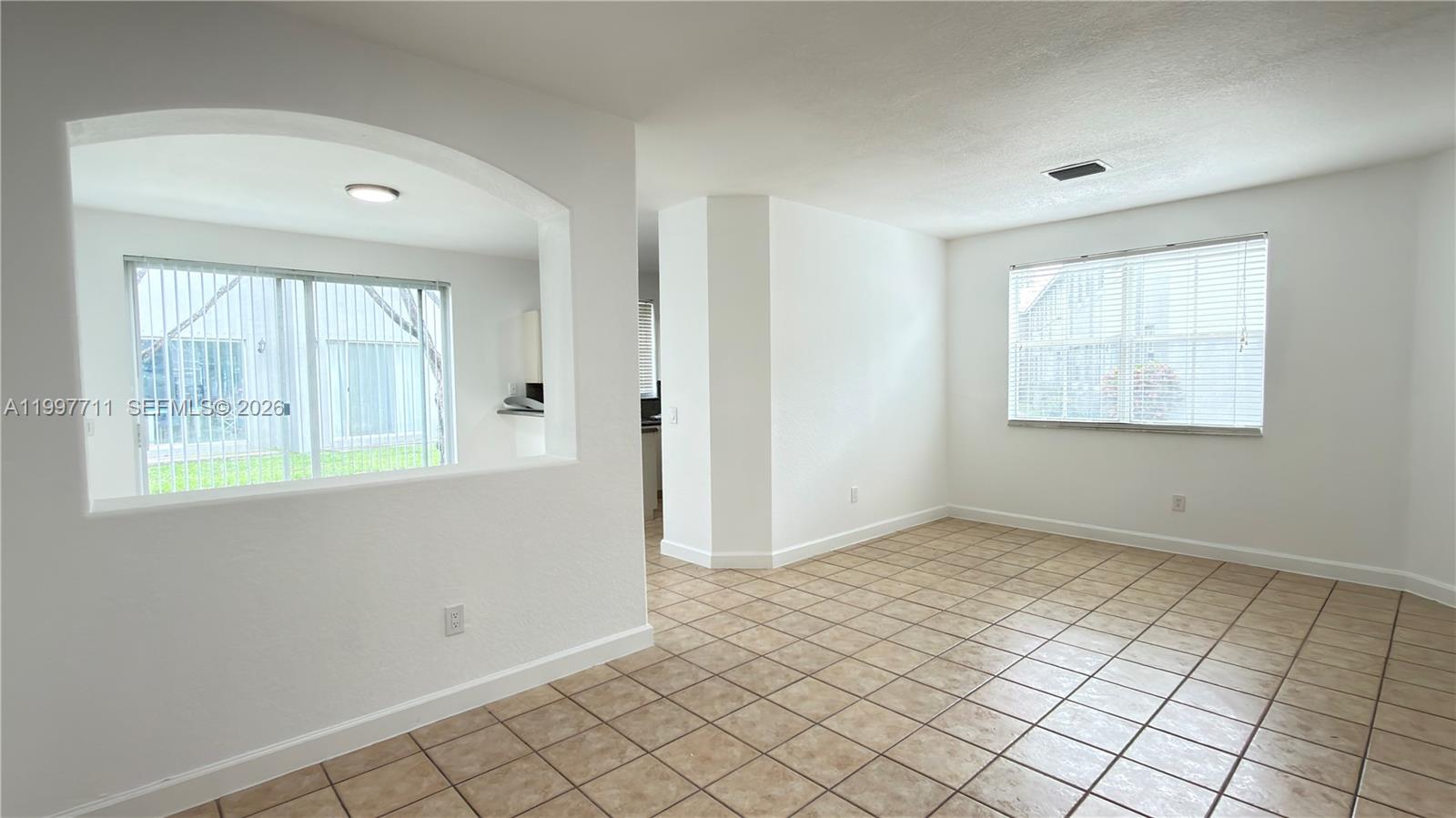 SHOMA VILLAS III AT ROYAL - Residential