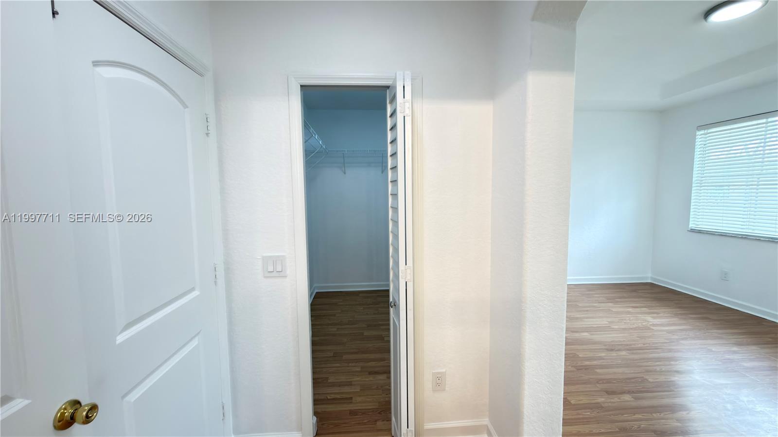 SHOMA VILLAS III AT ROYAL - Residential