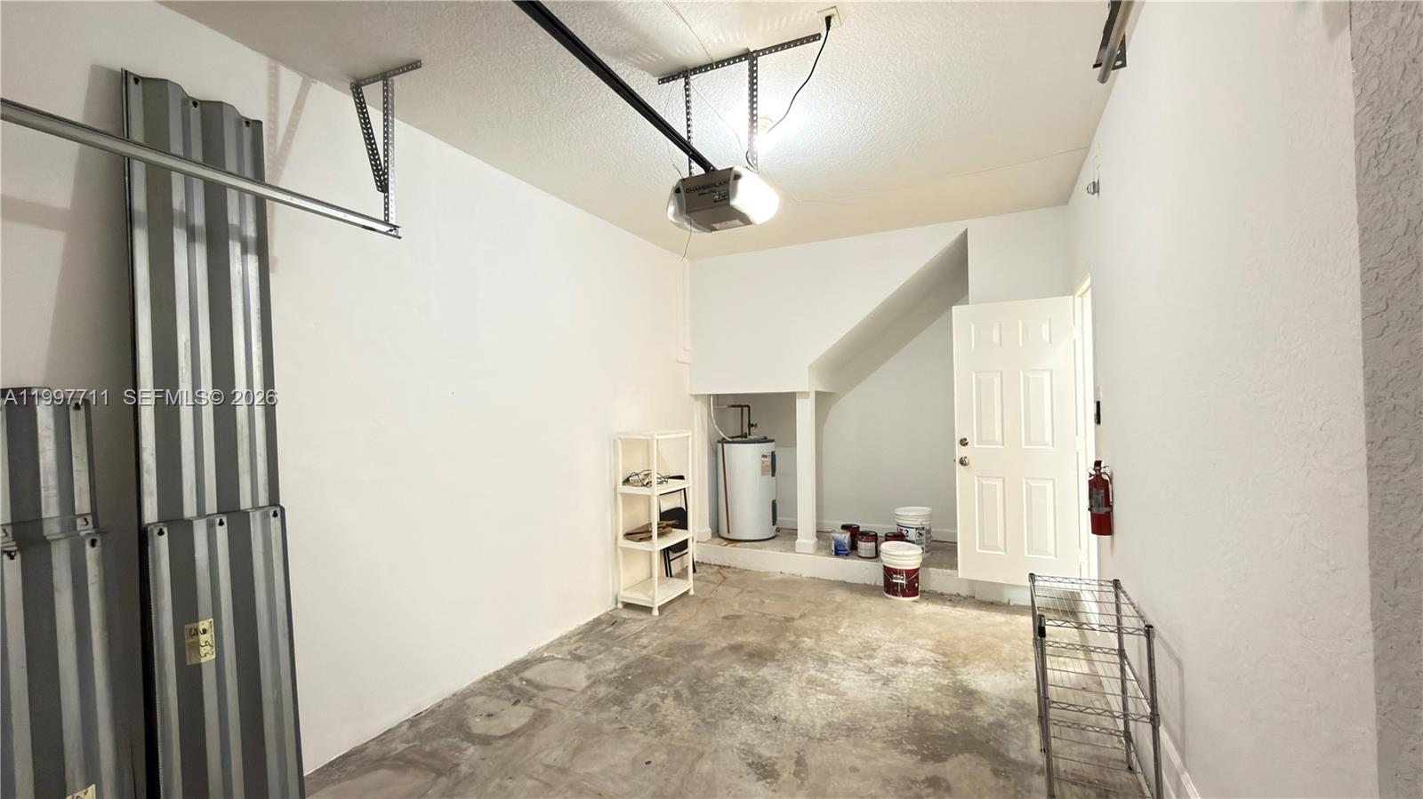 SHOMA VILLAS III AT ROYAL - Residential