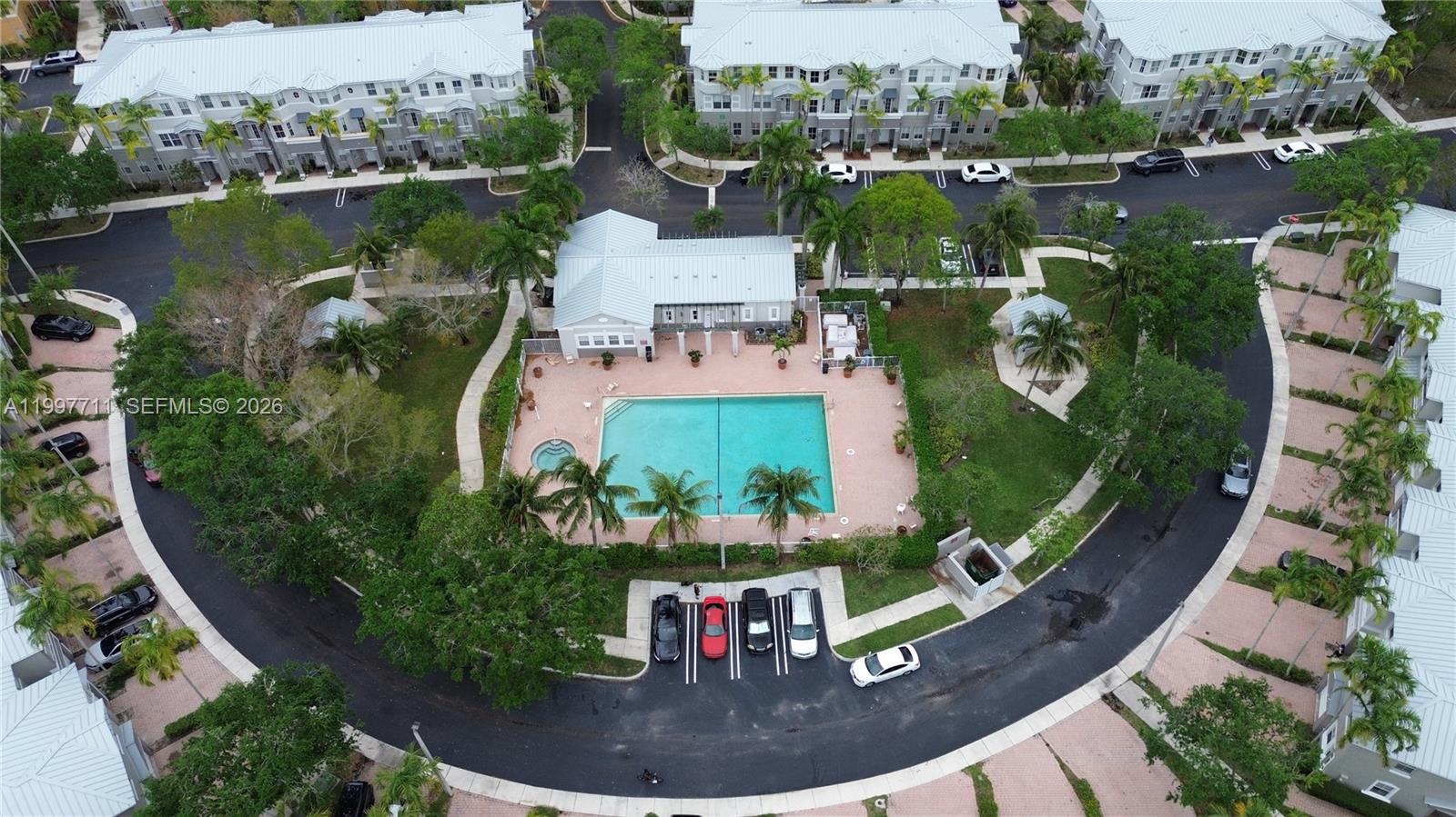 SHOMA VILLAS III AT ROYAL - Residential