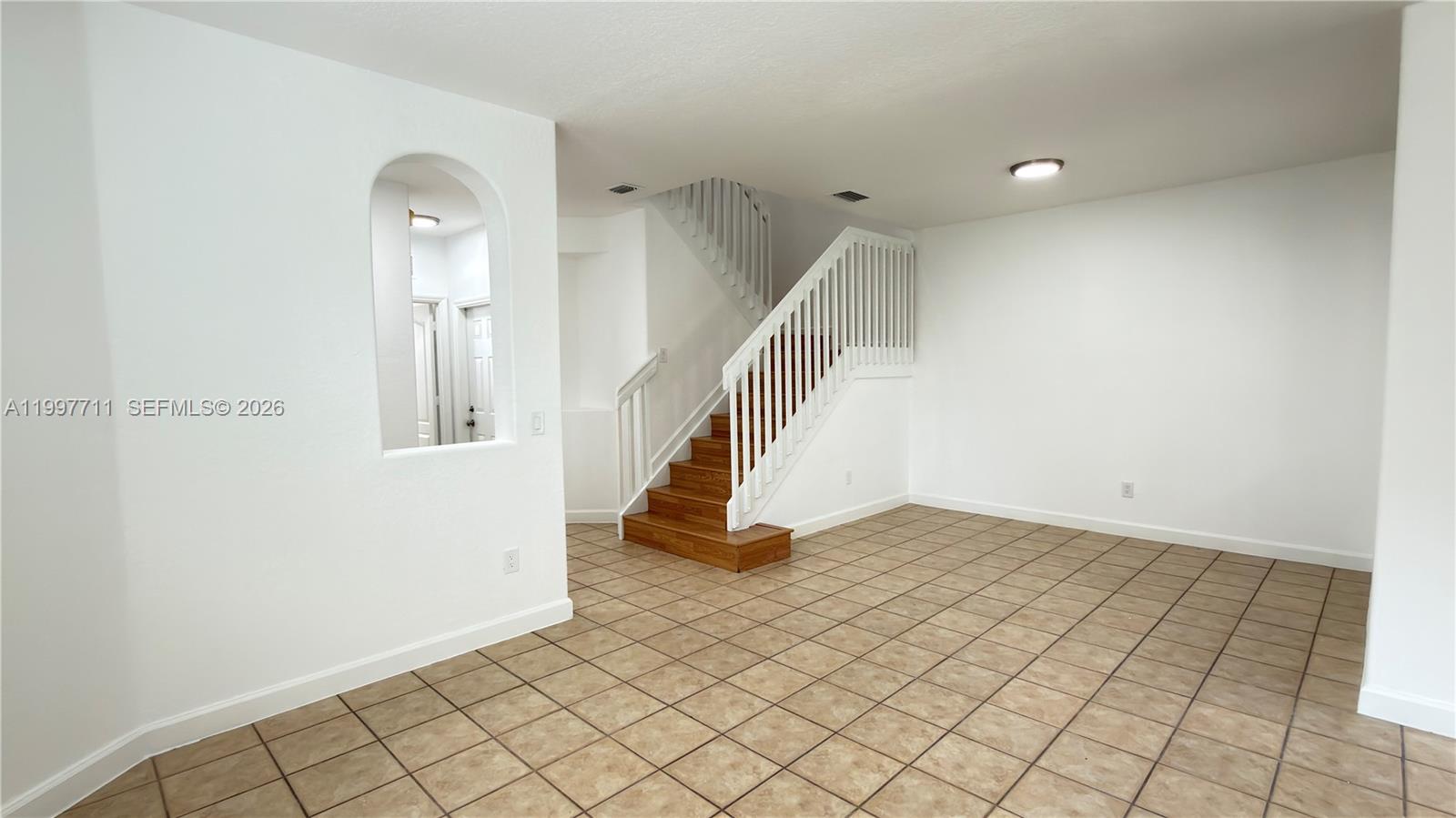 SHOMA VILLAS III AT ROYAL - Residential