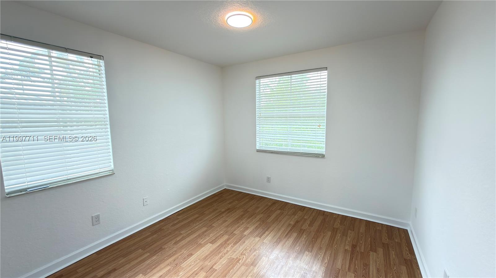 SHOMA VILLAS III AT ROYAL - Residential