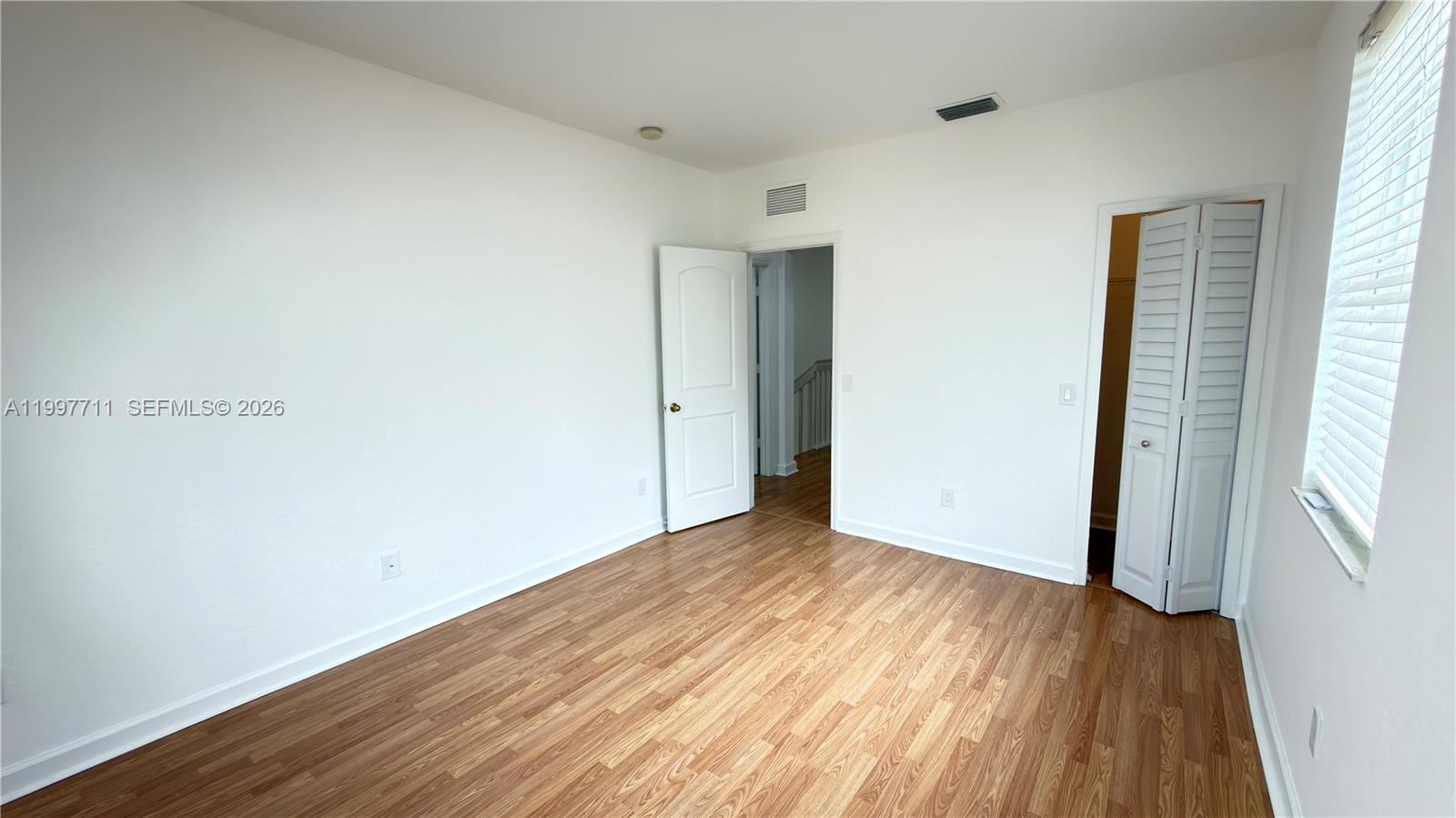 SHOMA VILLAS III AT ROYAL - Residential