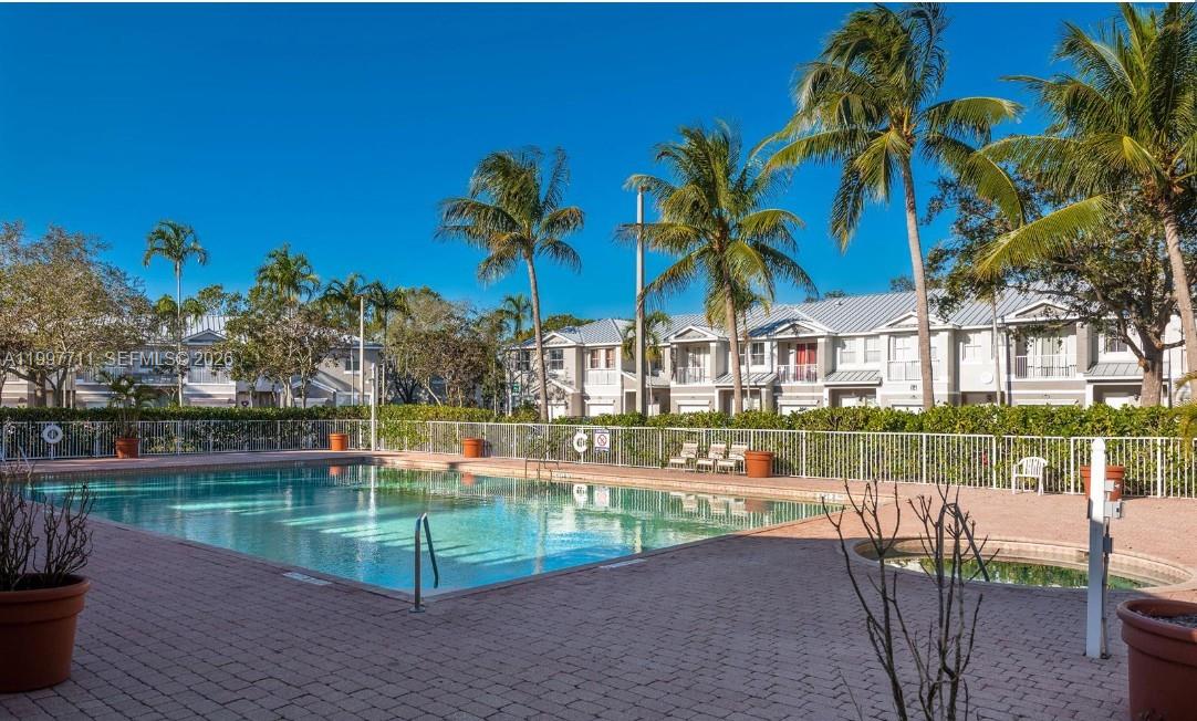 SHOMA VILLAS III AT ROYAL - Residential